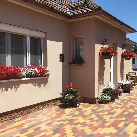 بيت للعطل Holiday Balatonbereny/balaton 33082 Balatonberény